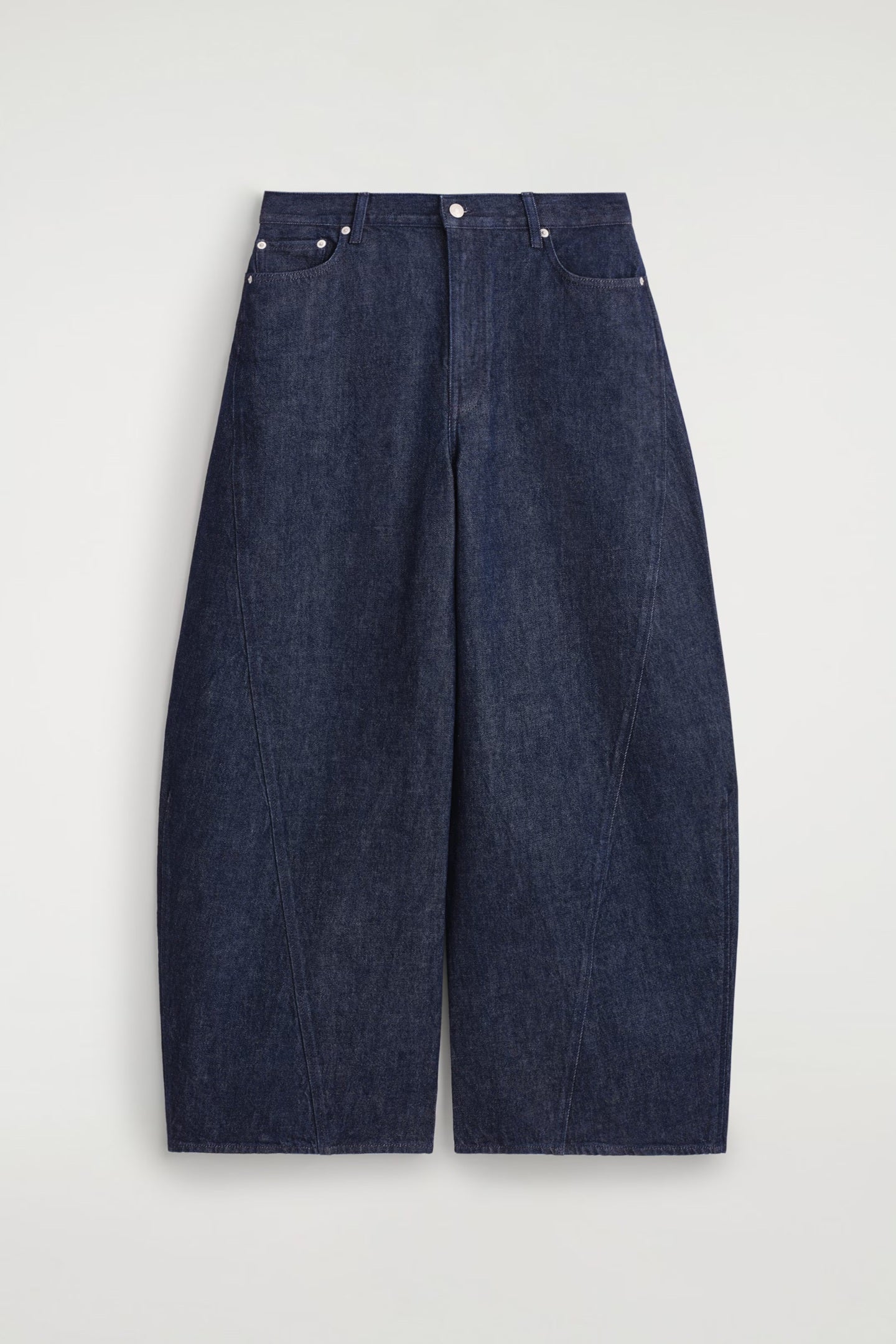 Barrel leg jeans in indigo denim